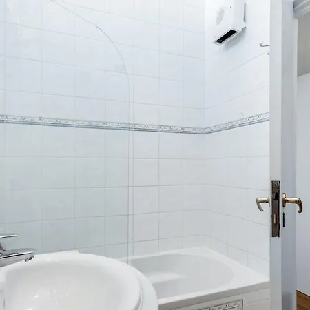 Coolhouses Algarve Luz, 3 Bed Townhouse, & Superb View, Casa Salute