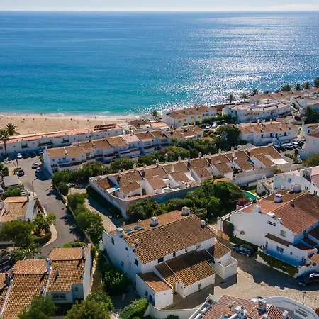 Coolhouses Algarve Luz, 3 Bed Townhouse, & Superb View, Casa Salute *