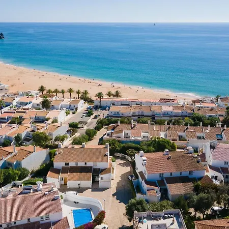 Coolhouses Algarve Luz, 3 Bed Townhouse, & Superb View, Casa Salute * Luz