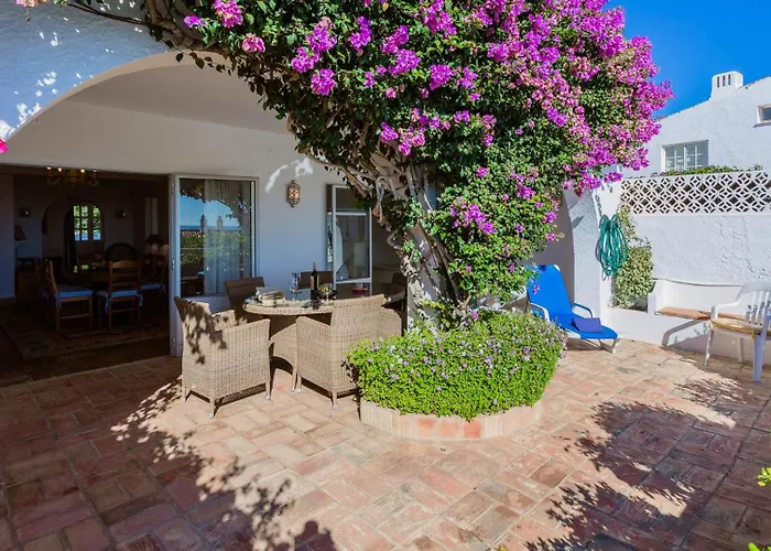 Coolhouses Algarve Luz, 3 Bed Townhouse, & Superb View, Casa Salute Casa vacanze *